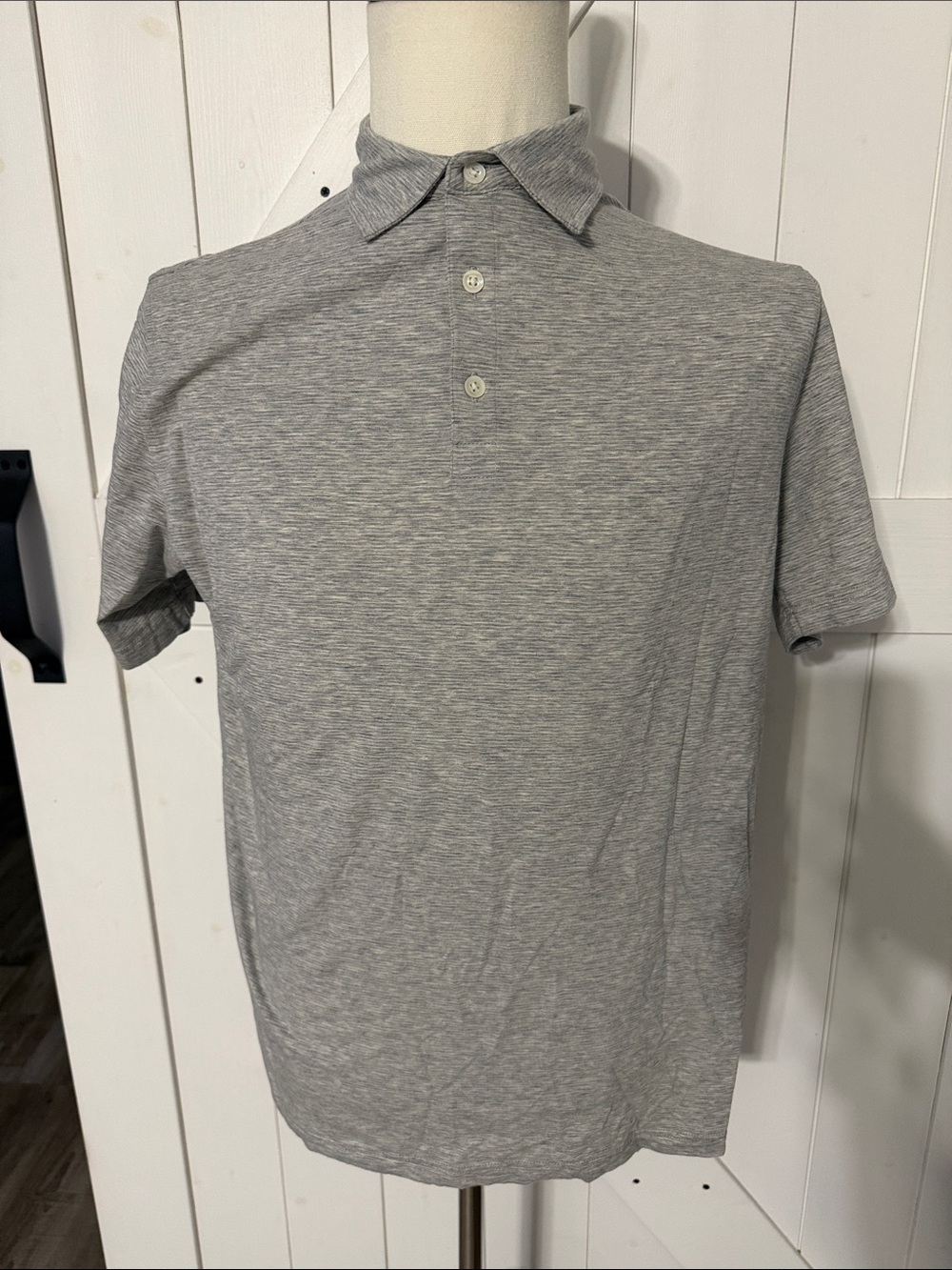 Men’s Peter Millar polo shirt